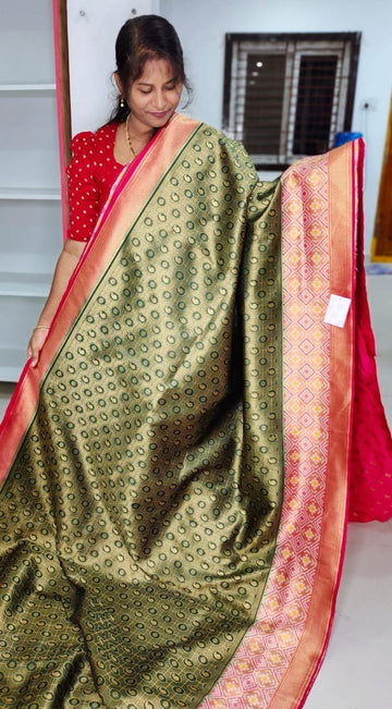 Ikkat banarasi Silk Saree