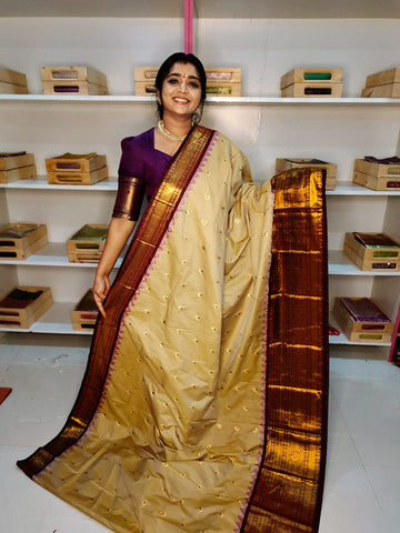 Sravanamasam sale gadwal silk