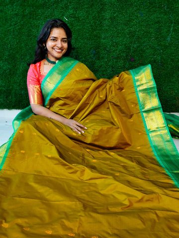 50% offer gadwal silk Saree