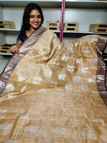 Dussehra offer saree
