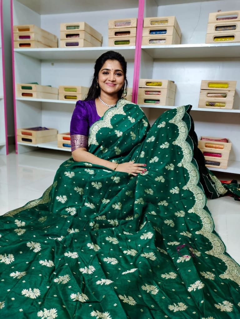 Dola Silk