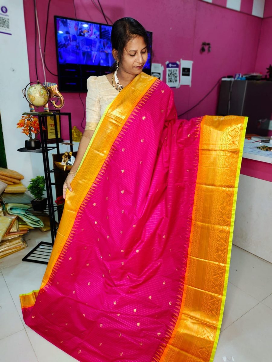 Premium Gadwal Silk