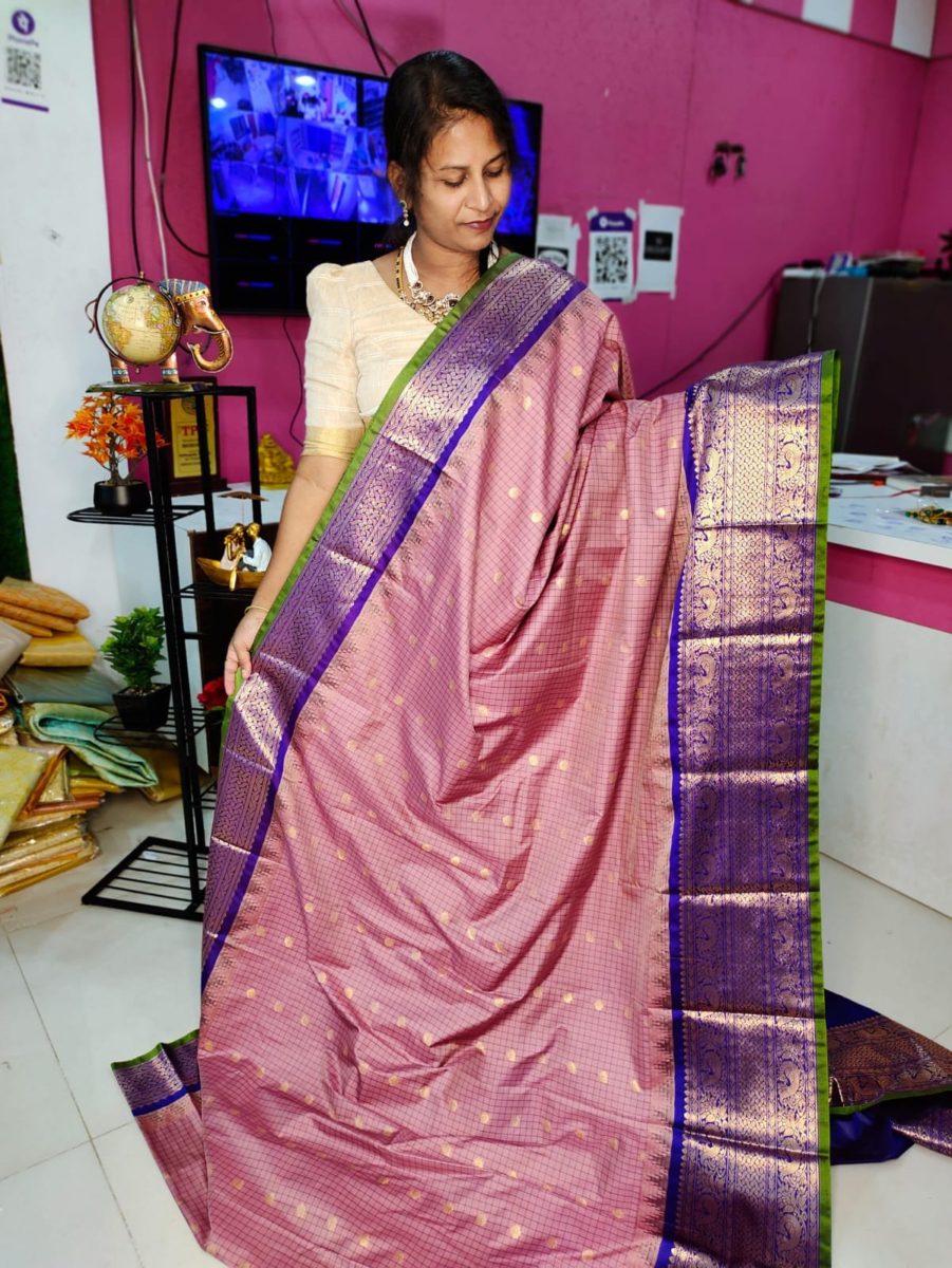 Premium Gadwal Silk