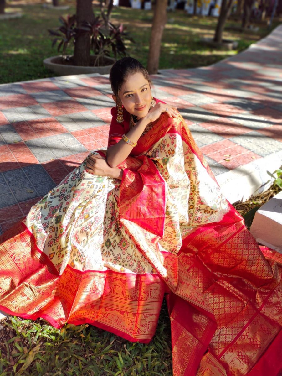 unique exclusive designer trill patola ikkat pattu sarees with Rich fallu with with kanchi boader