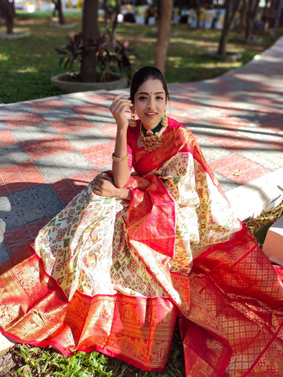 unique exclusive designer trill patola ikkat pattu sarees with Rich fallu with with kanchi boader