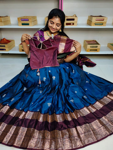 బనారస్ లెహంగాలు