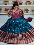 బనారస్ లెహంగాలు
