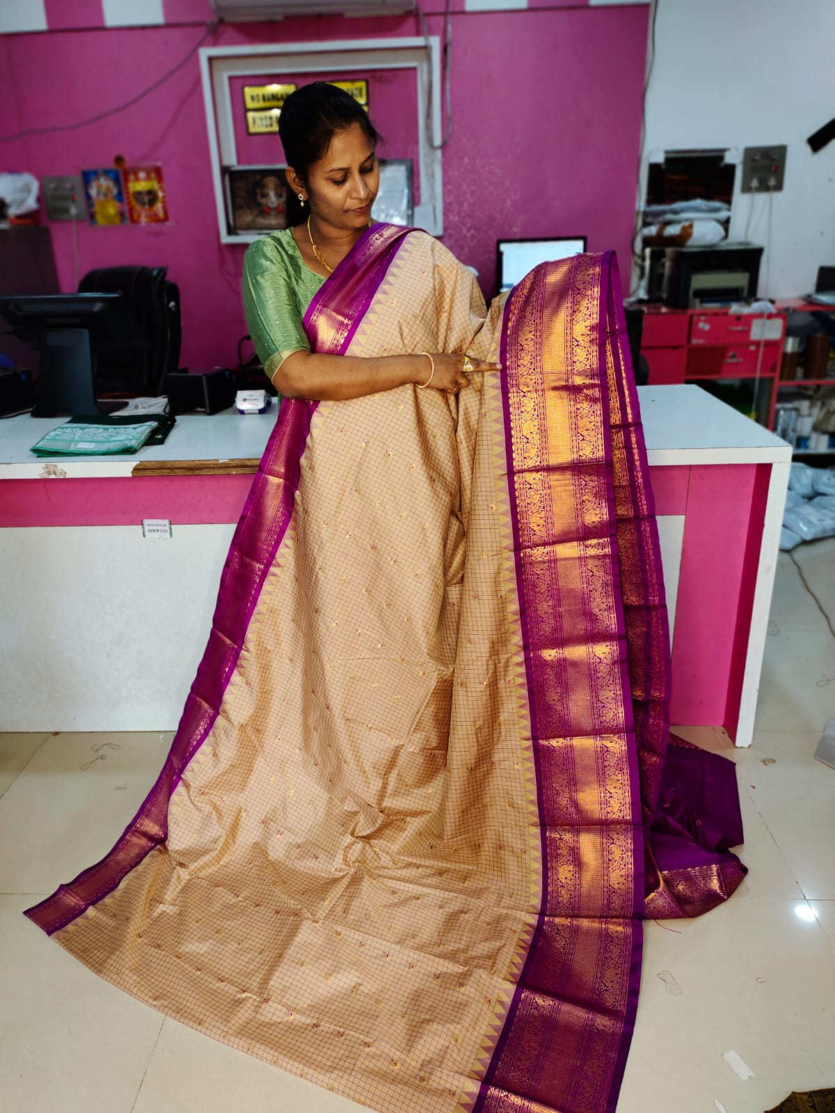 Sravanam gadwal sale