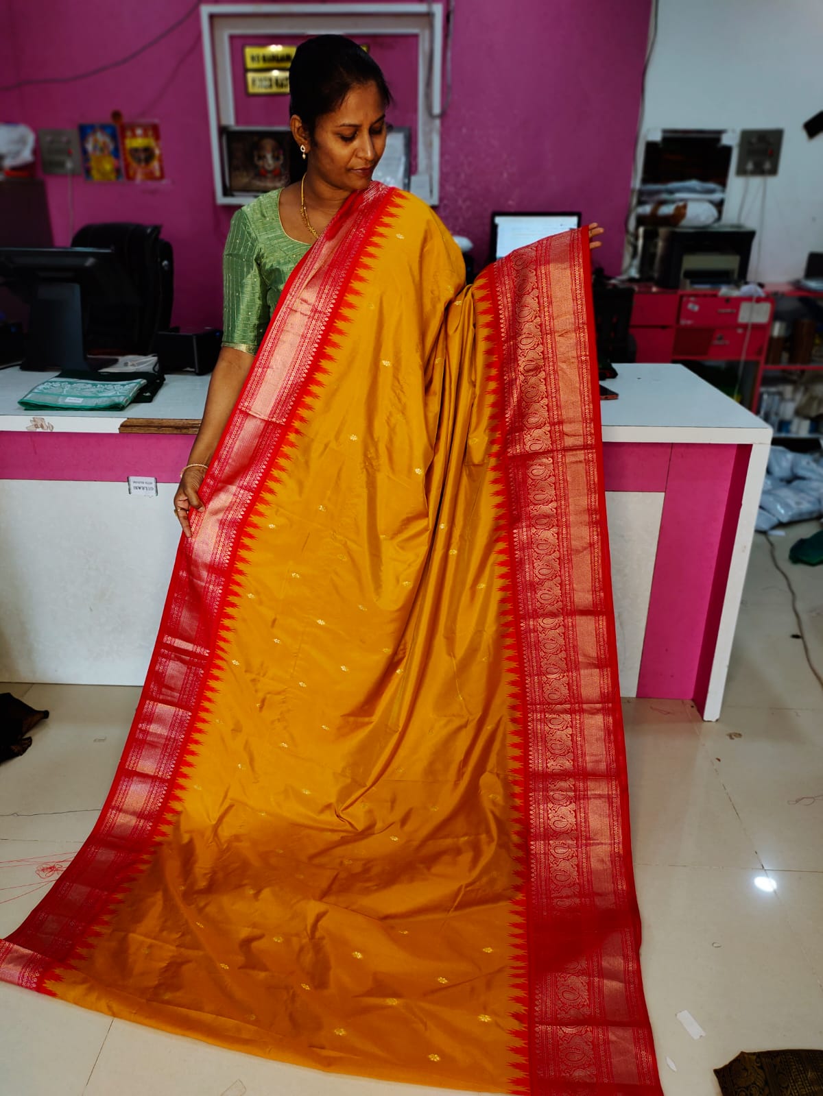 Sravanam gadwal sale
