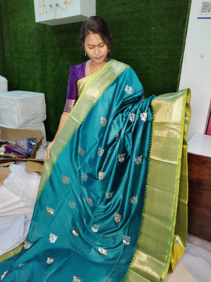 Semi Gadwal Silk Saree
