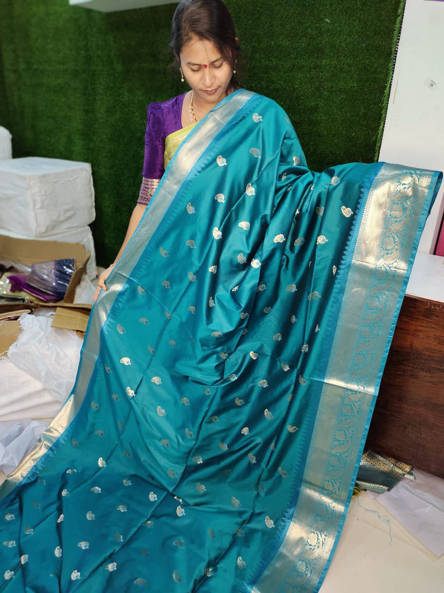 Semi Gadwal Silk Saree