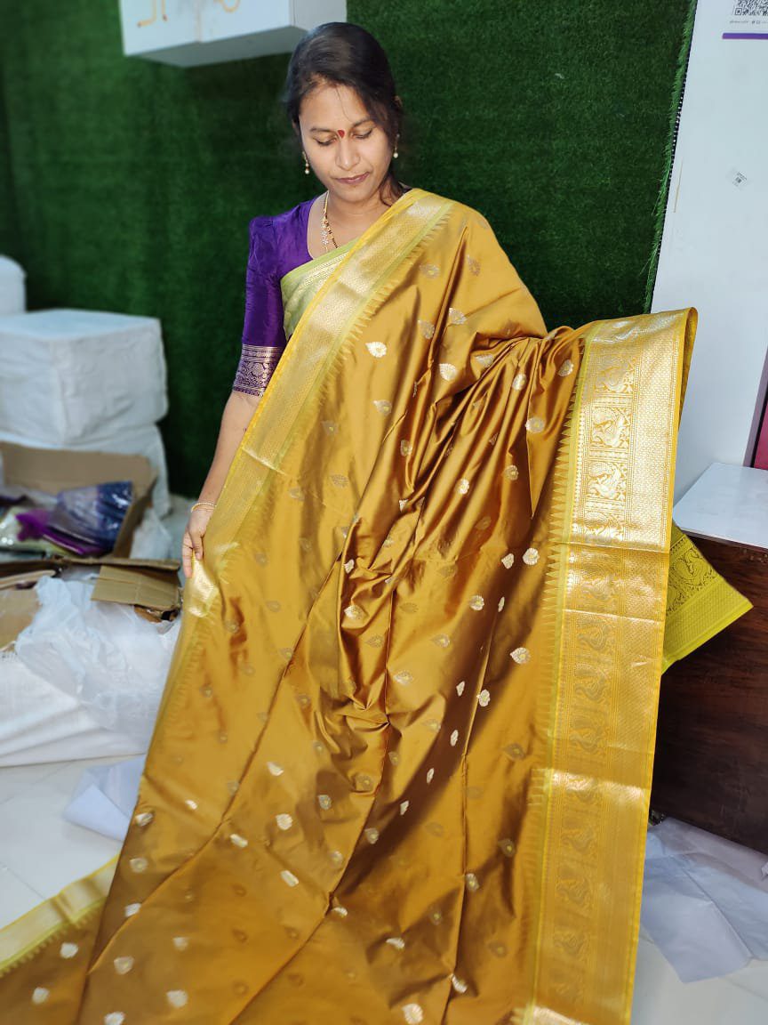 Semi Gadwal Silk Saree