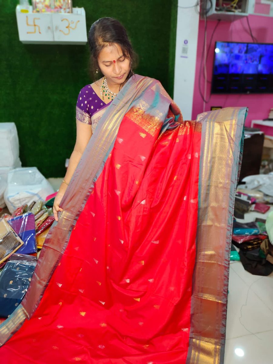 Gadwal Silk Saree