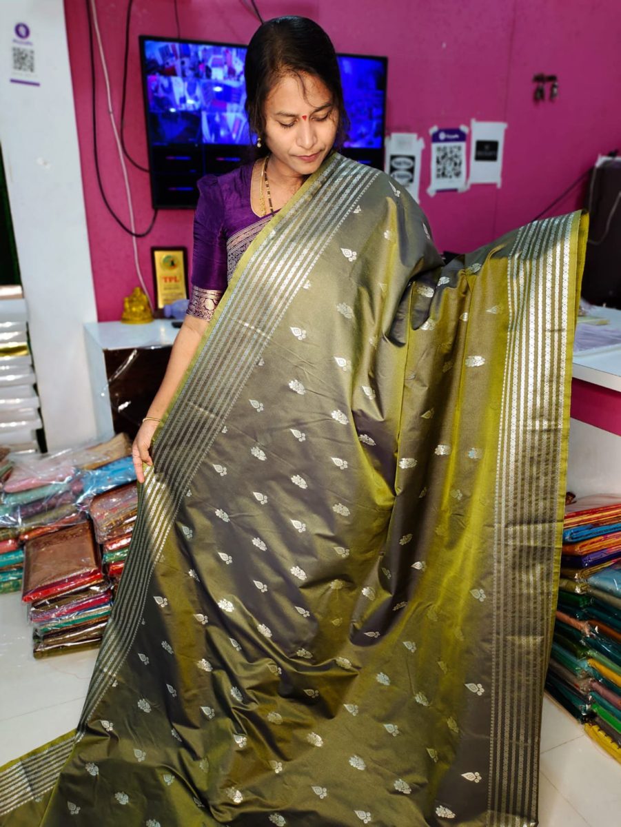 గద్వాల్ పట్టు చీరలు