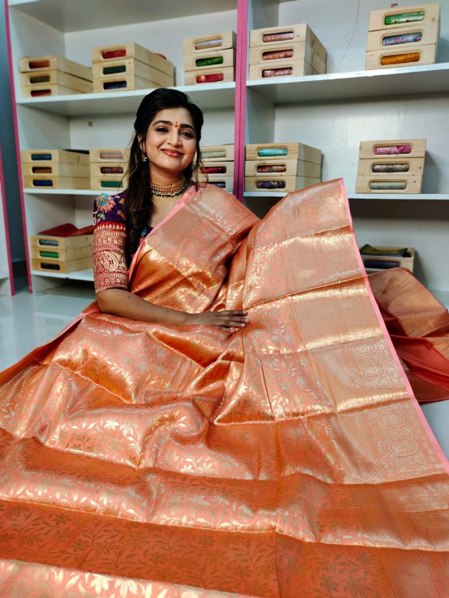 సాఫ్ట్ బనారసి సిల్క్ చీర