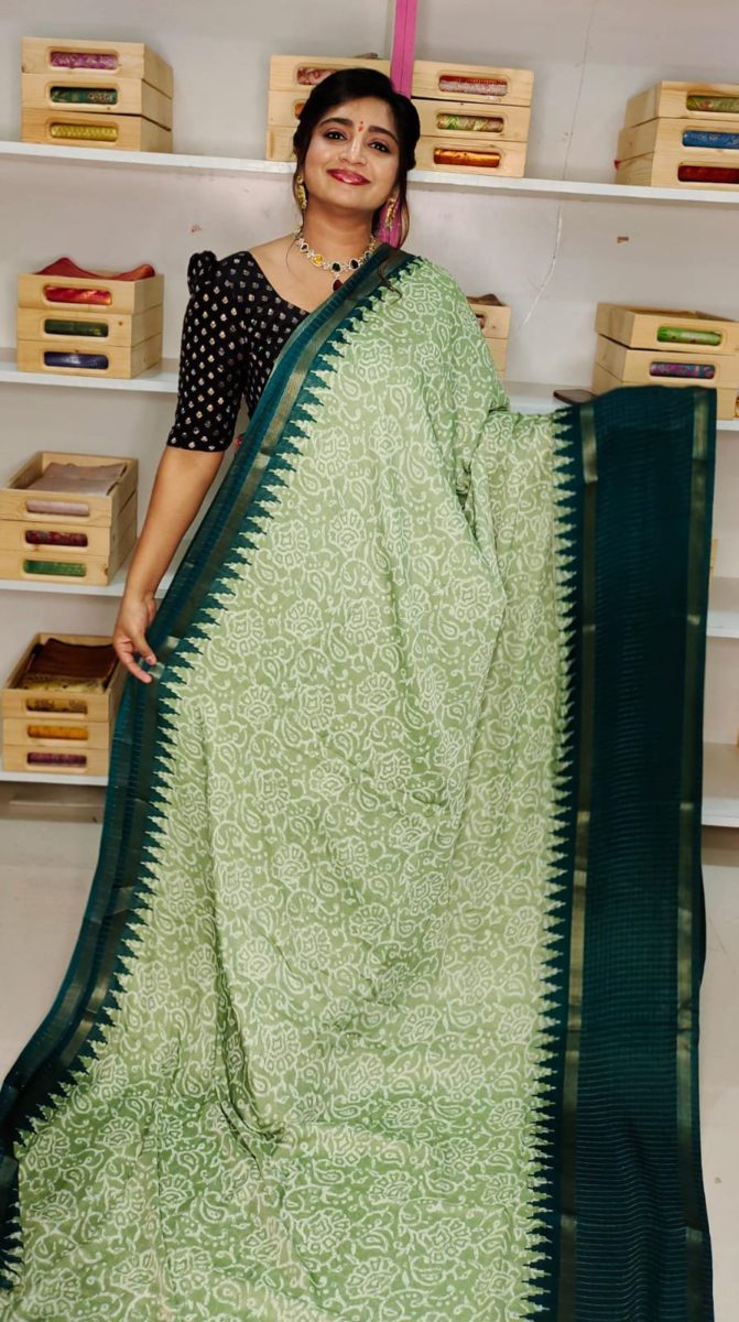Crep dola Silk Saree