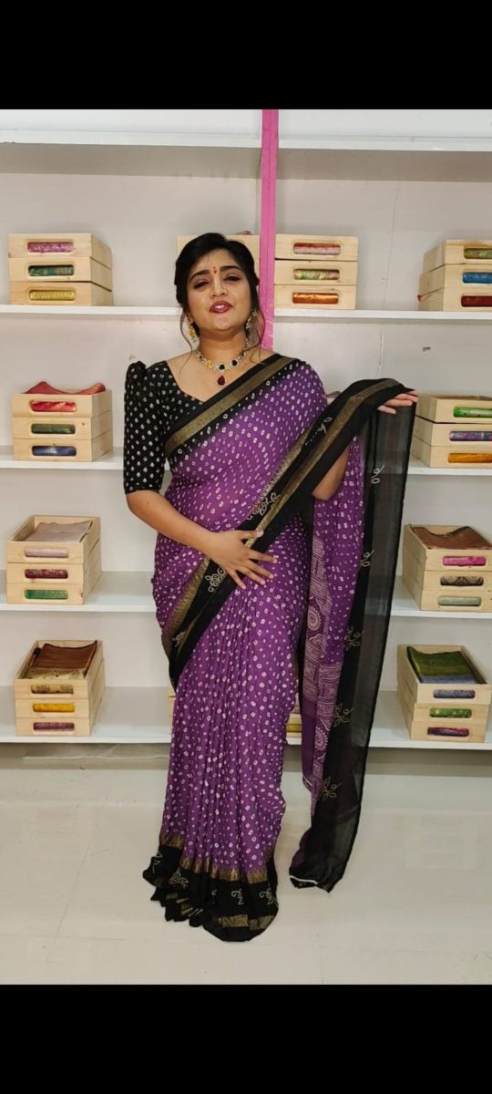 Crep dola Silk Saree