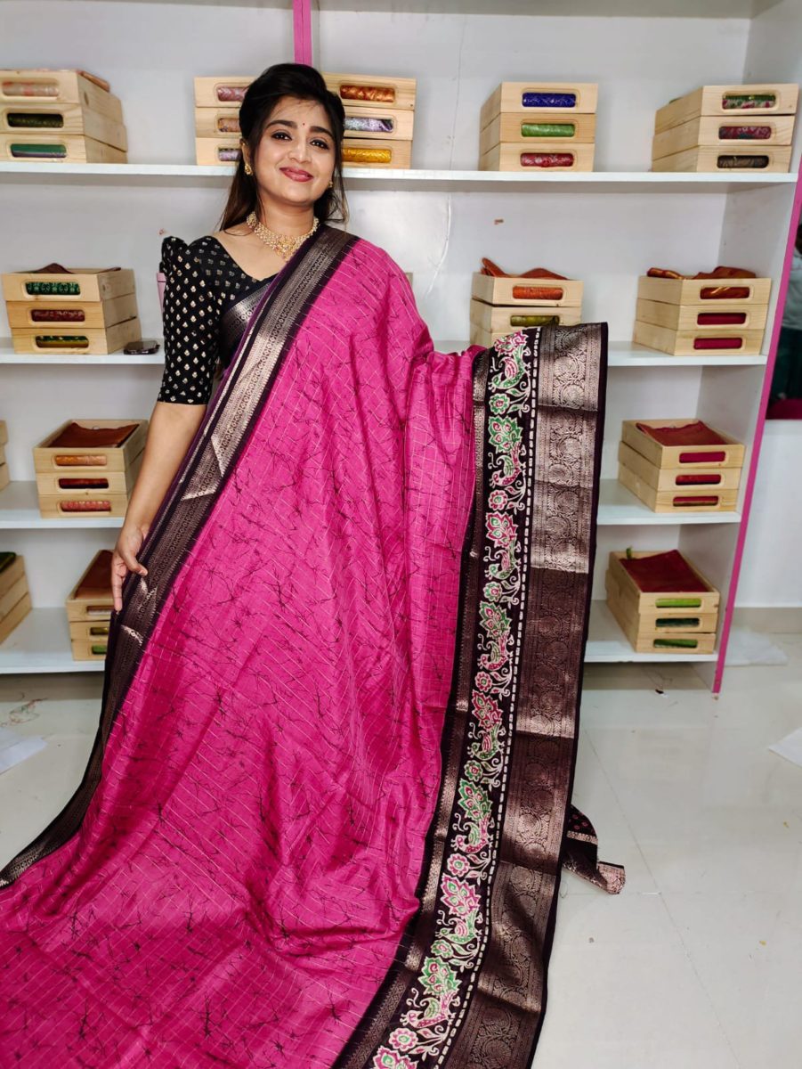 Banaras dola Silk Saree