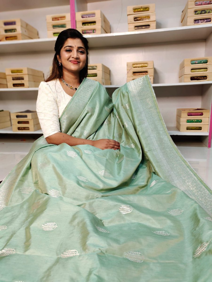 బనారస్ పట్టు చీరలు