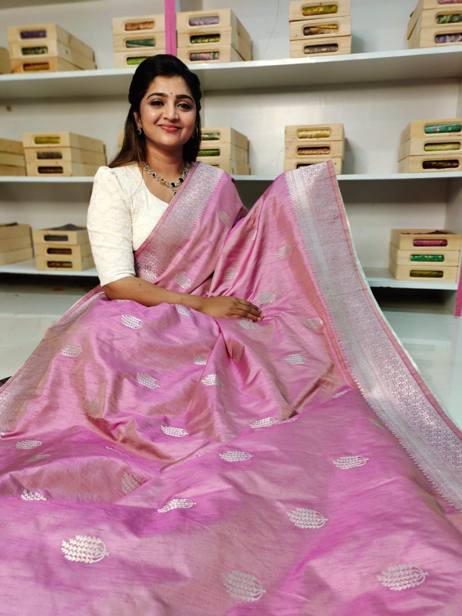 బనారస్ పట్టు చీరలు
