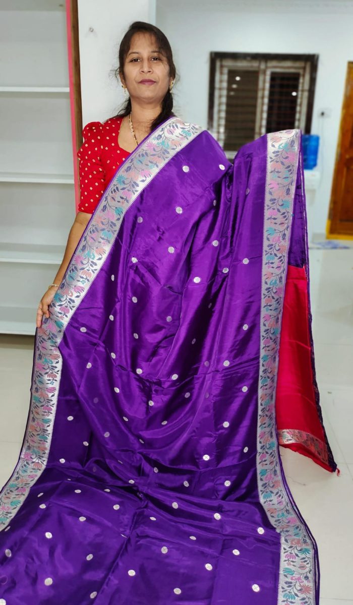 Pure handloom banarasi Tussur silk with paithani boaders sarees with contrast blouse