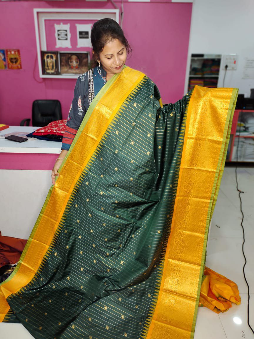 ప్రీమియం గద్వాల్ సిల్క్ చీర