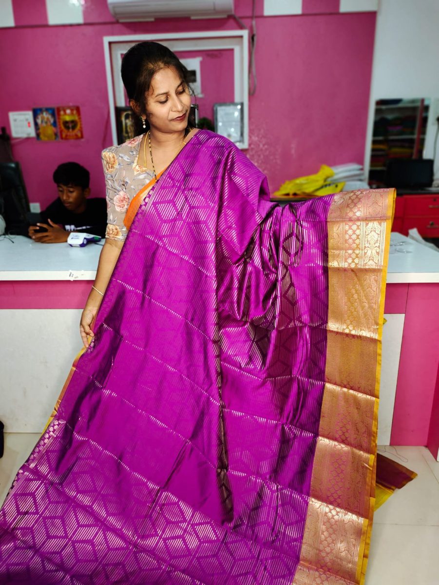 Semi venkatagiri Silk
