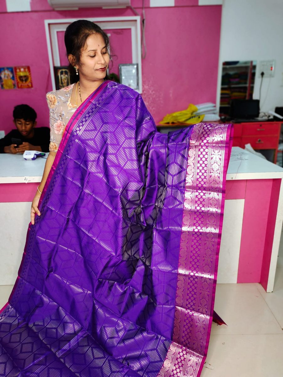 Semi venkatagiri Silk
