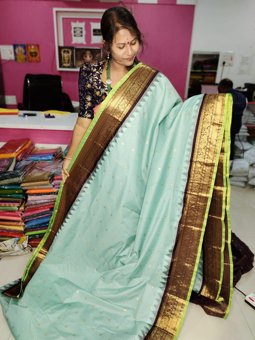 Primium gadwal silk sarees 2500