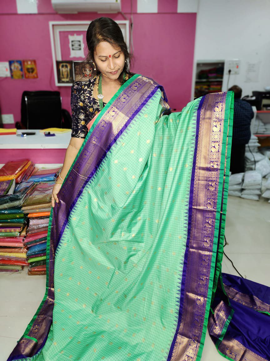 Primium gadwal silk sarees 2500