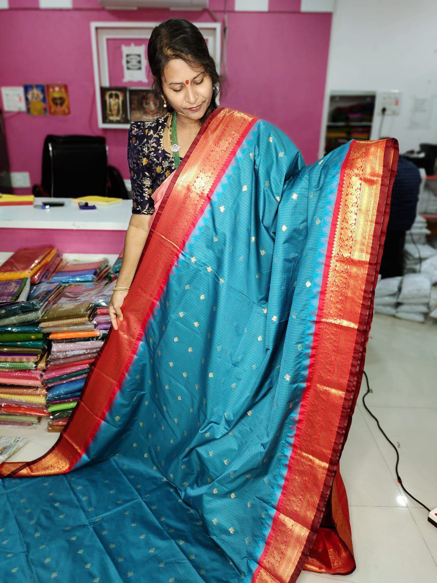 Primium gadwal silk sarees 2500