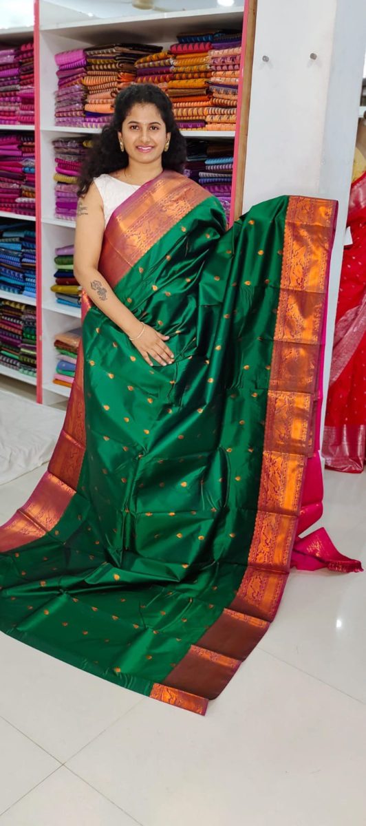 గద్వాల్ పట్టు చీరలు