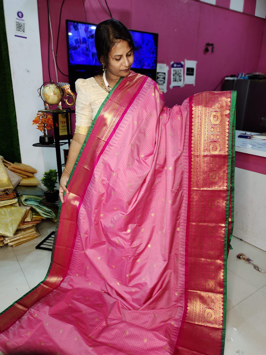 Premium Gadwal Silk