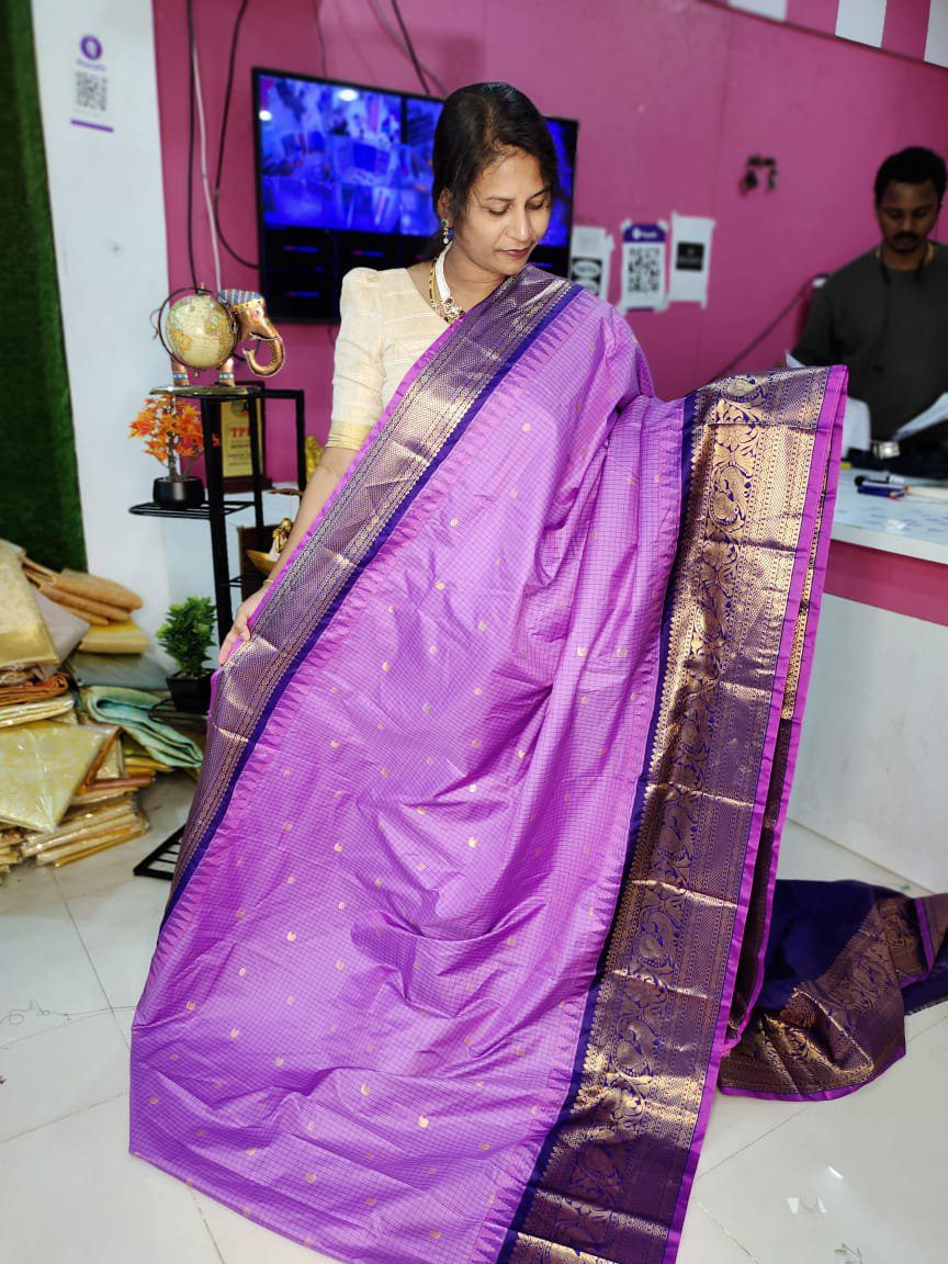 Primeme gadwal silk