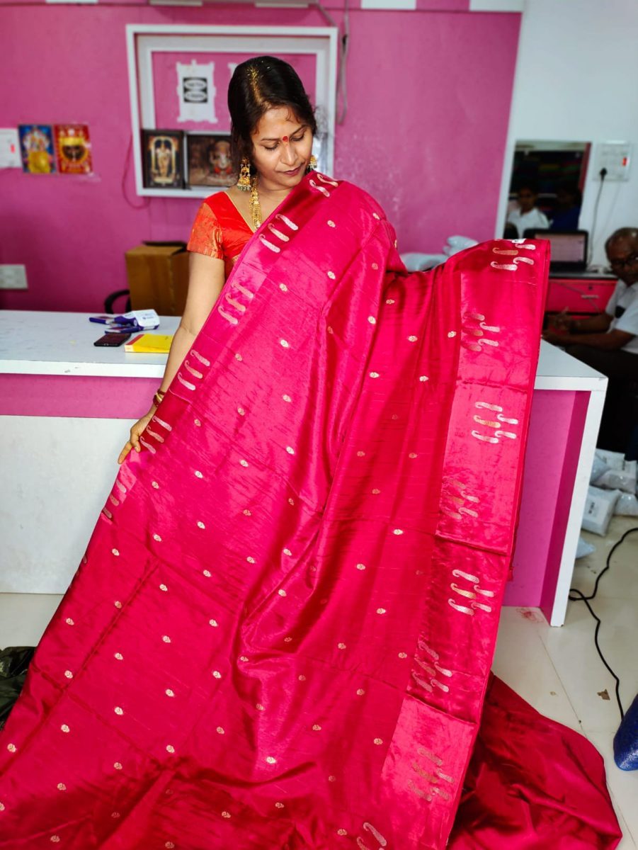 RM2800 ధర