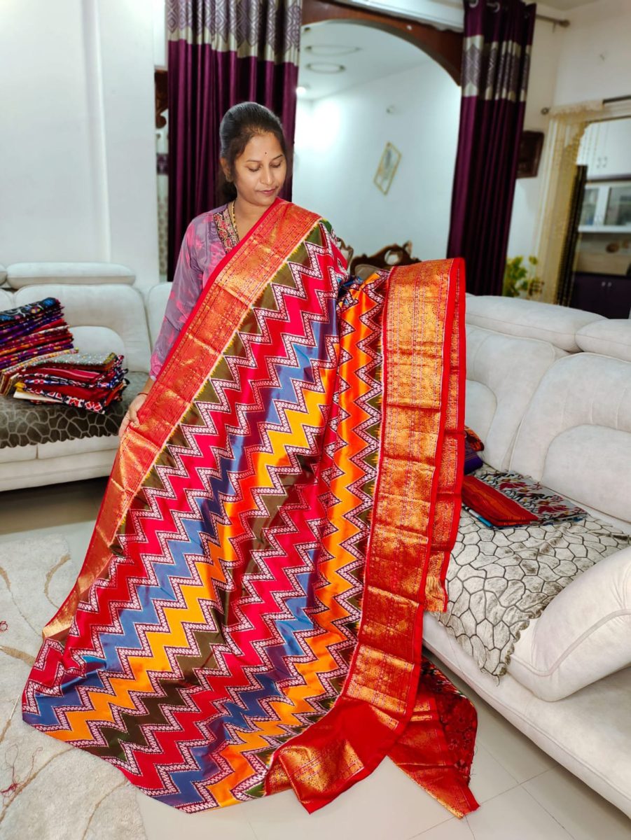 EX0005 ద్వారా మరిన్ని