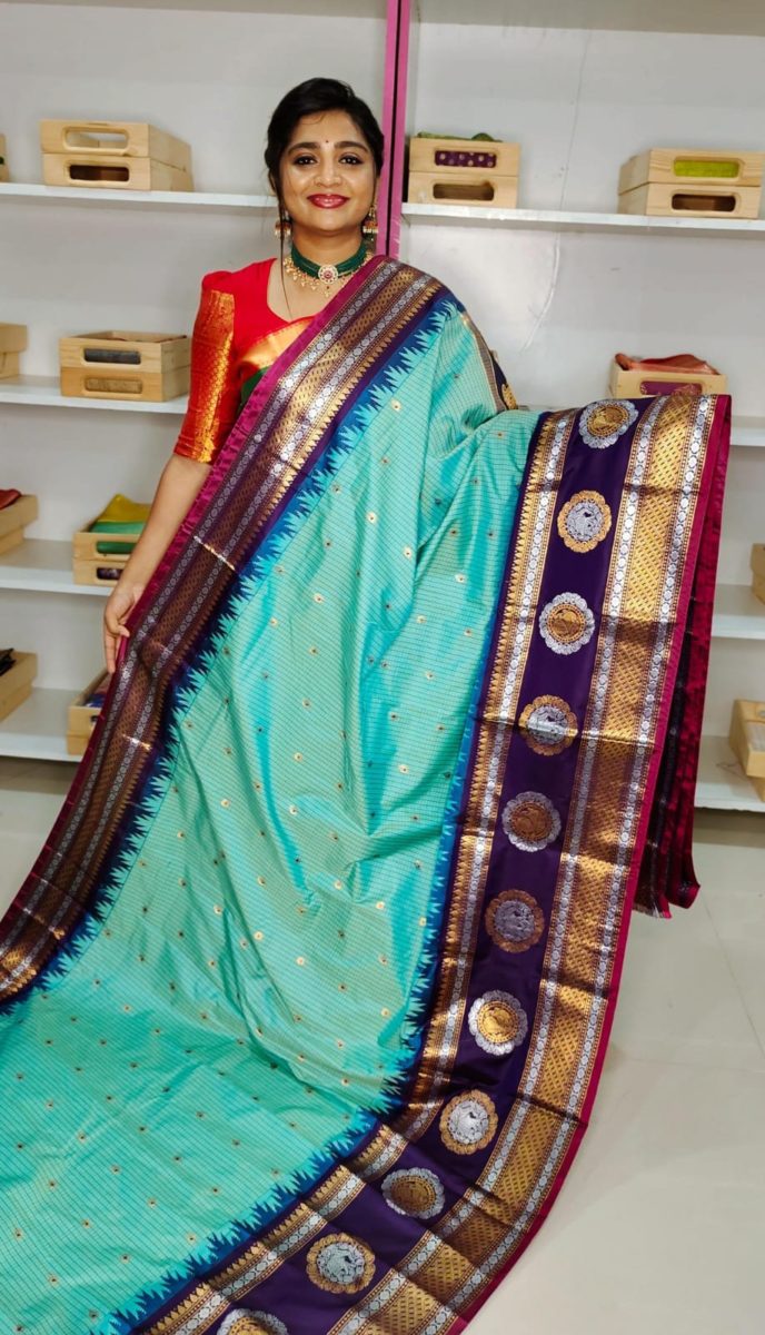 Primeme gadwal silk saree
2500