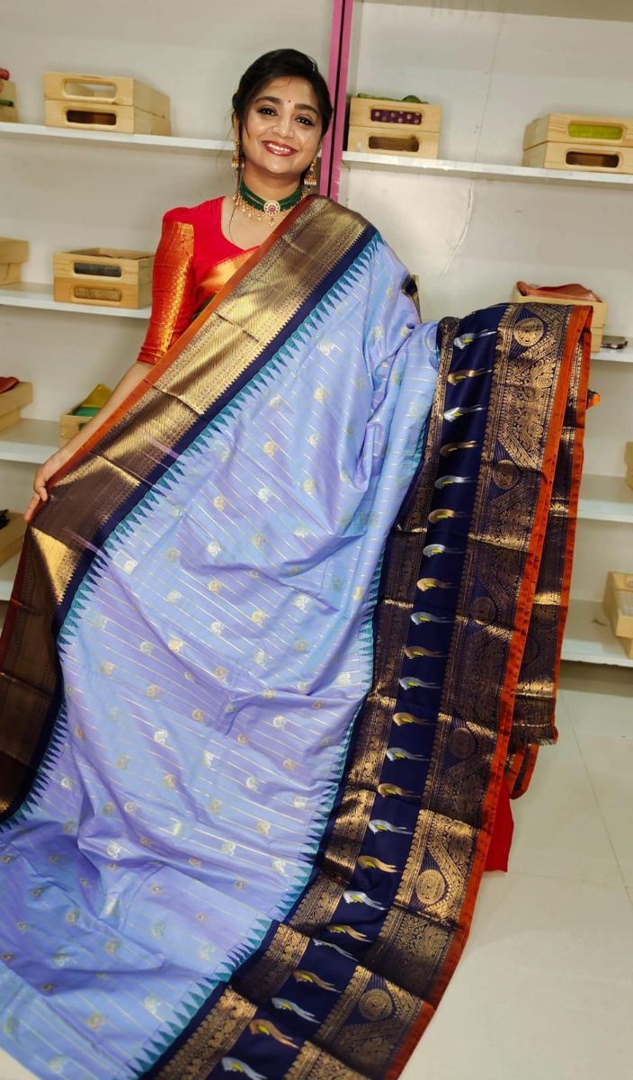 Primeme gadwal silk saree
2500