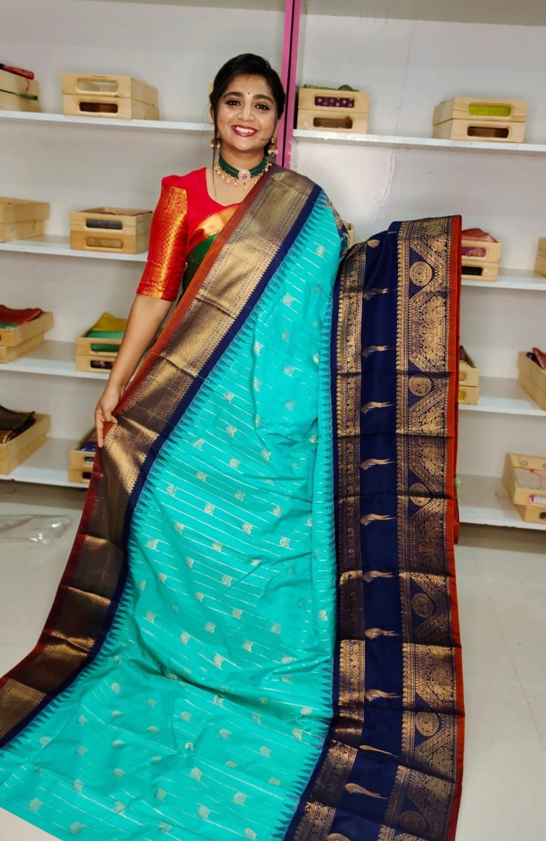 Primeme gadwal silk saree
2500