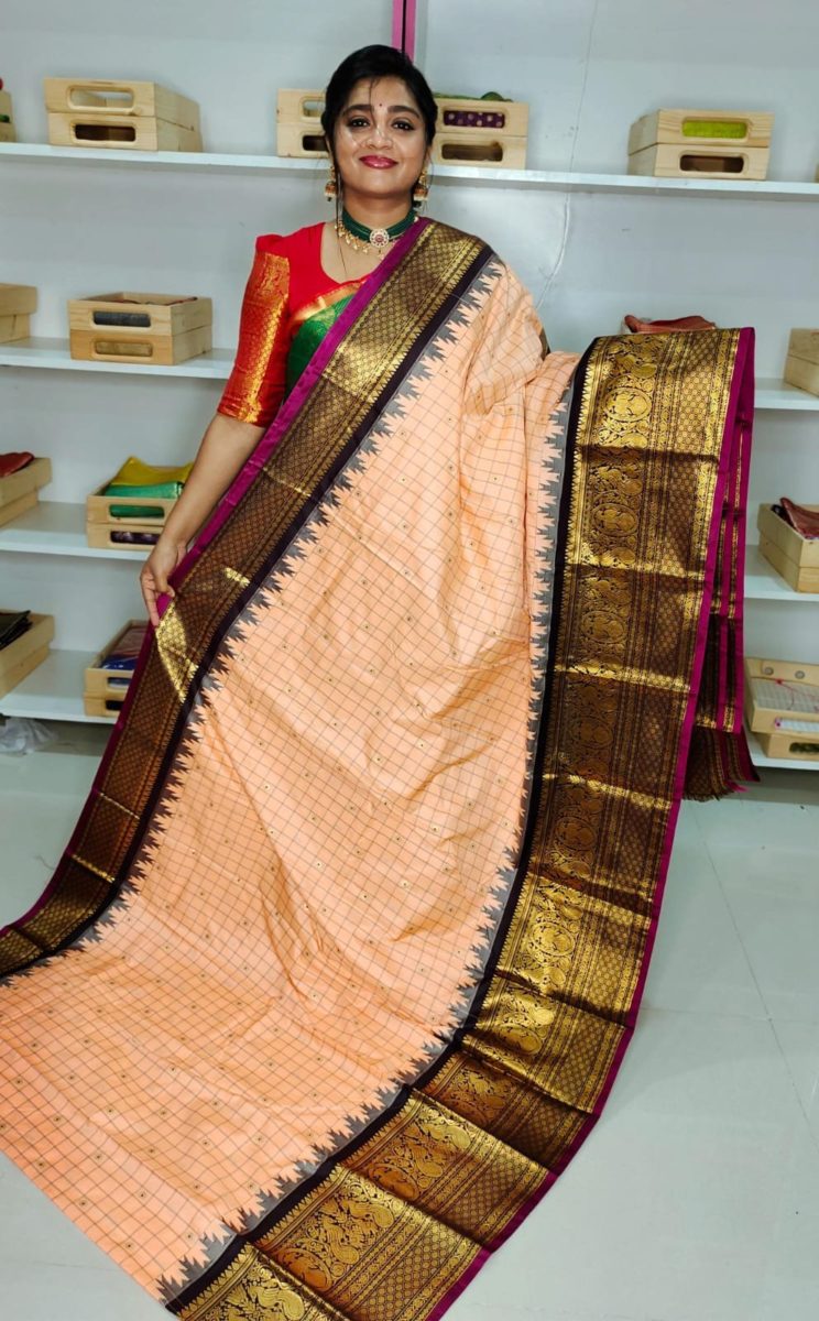 Primeme gadwal silk saree
2500