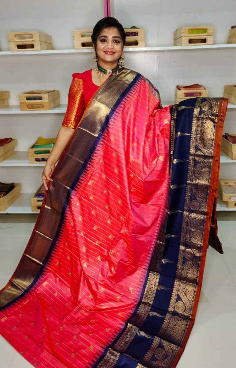 Primeme gadwal silk saree
2500
