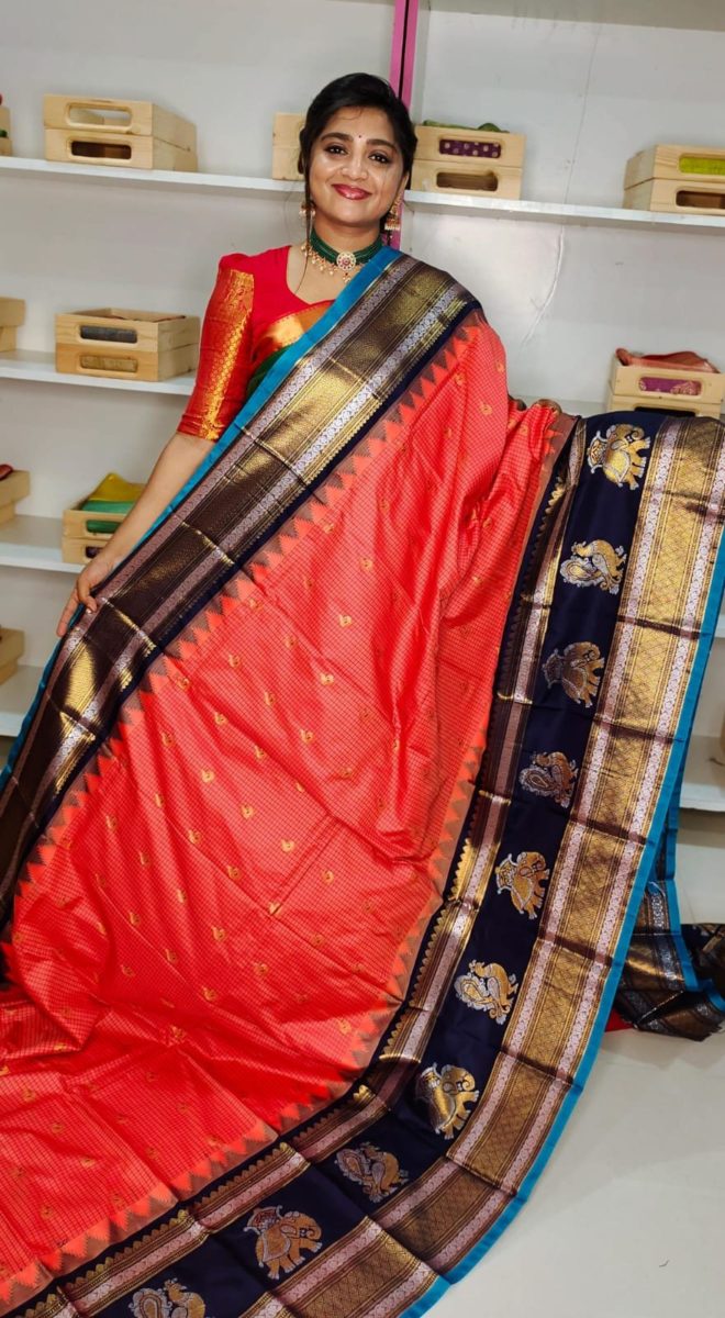 Primeme gadwal silk saree
2500
