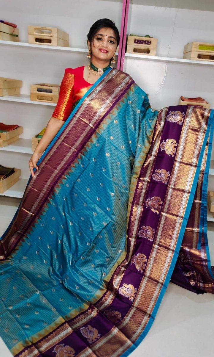 Primeme gadwal silk saree
2500
