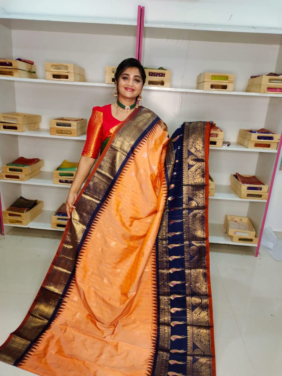 Primeme gadwal silk saree
2500