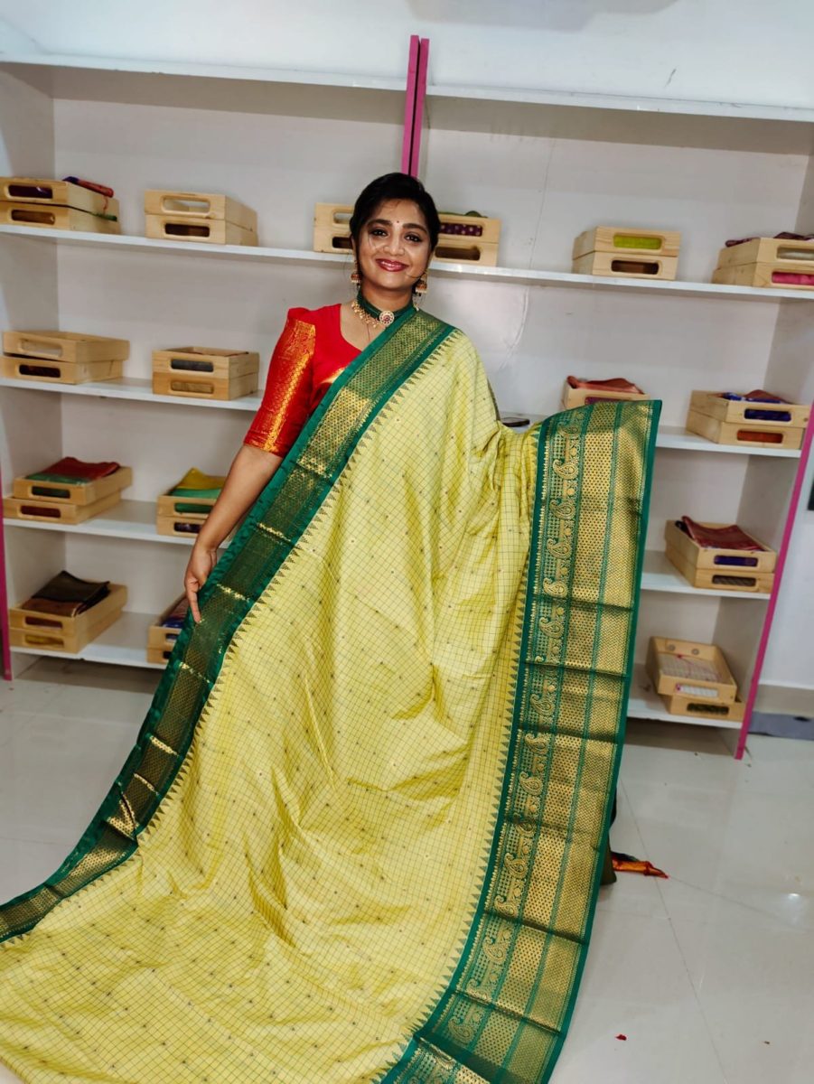 Ugadhi Sale 1850/-