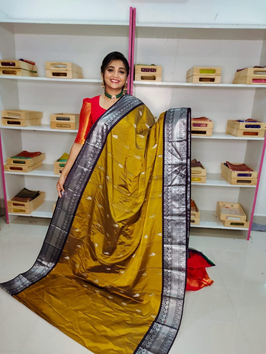 Ugadhi Sale 1850/-