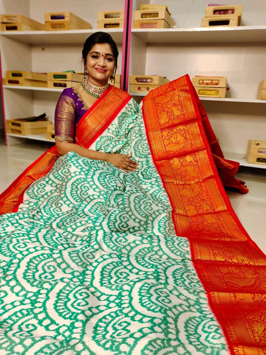 ఐకెటి15999