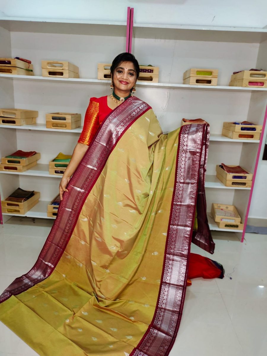 Ugadhi Sale 1850/-