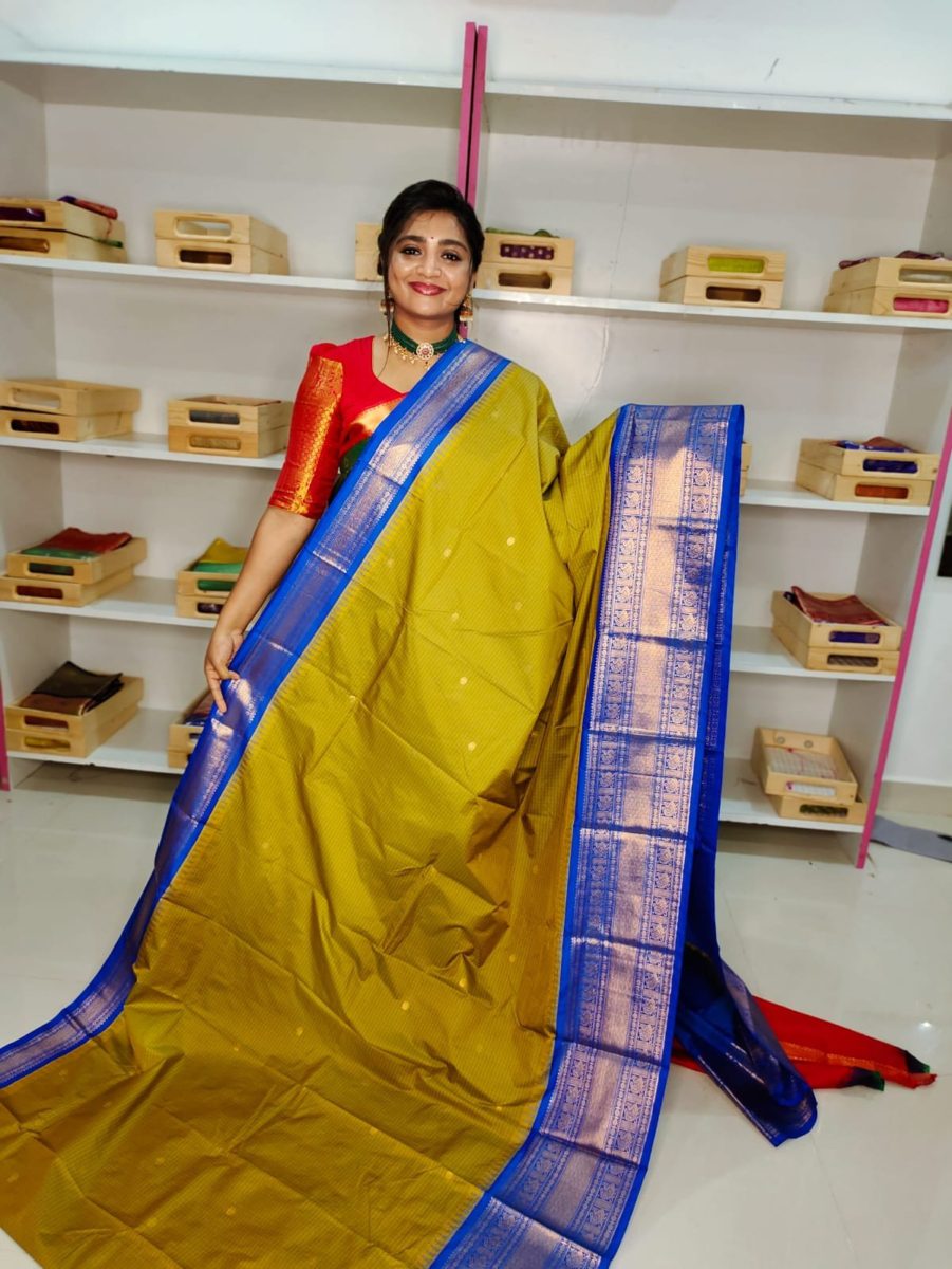 Ugadhi Sale 1850/-