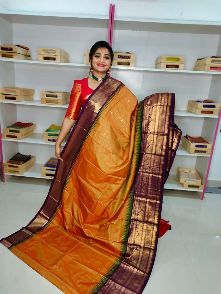 Ugadhi Sale 1850/-